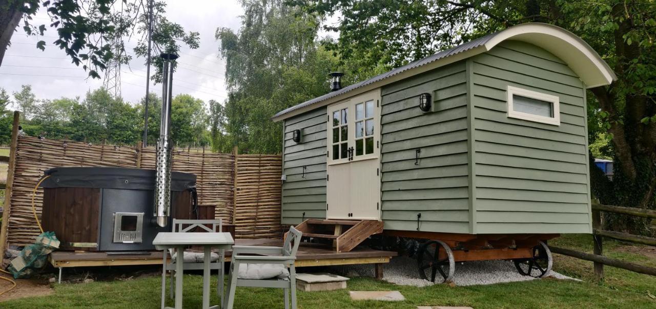 Romantic Shepherds Hut With Stunning Sunsets Hollingbourne 외부 사진